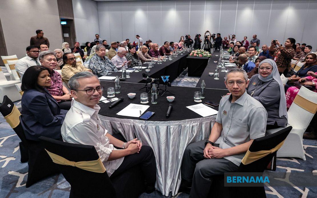 Fahmi Proposes Annual Media Retreats at HAWANA to Bridge Government-Press Dialogue