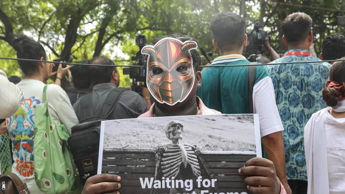 India Conducts High-Stakes Medical Exam Retest Under Extraordinary Security After Paper Leak Crisis