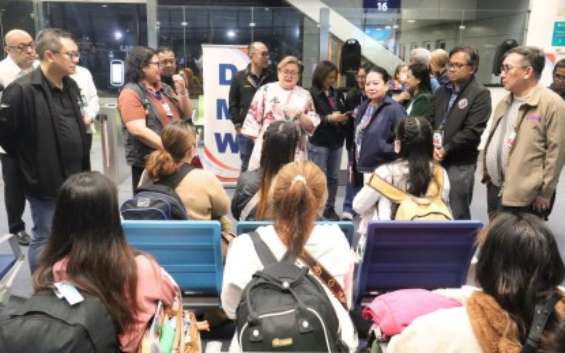 24 Filipinos Return Home After Marcos Secures Their Release from Russian Detention