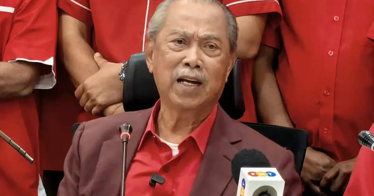 Bersatu Readies Multi-Front Challenge Against PAS, Muhyiddin Signals