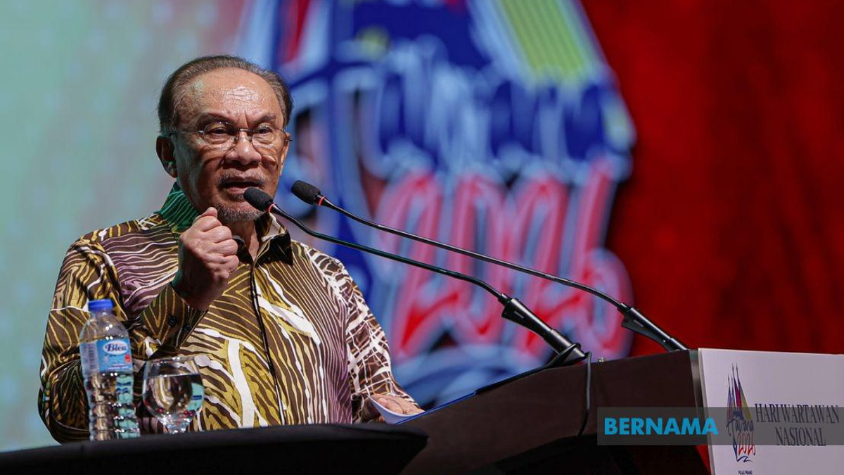 PM Anwar Endorses Nallini's Appointment as Media Council Chair to Rebuild Public Trust