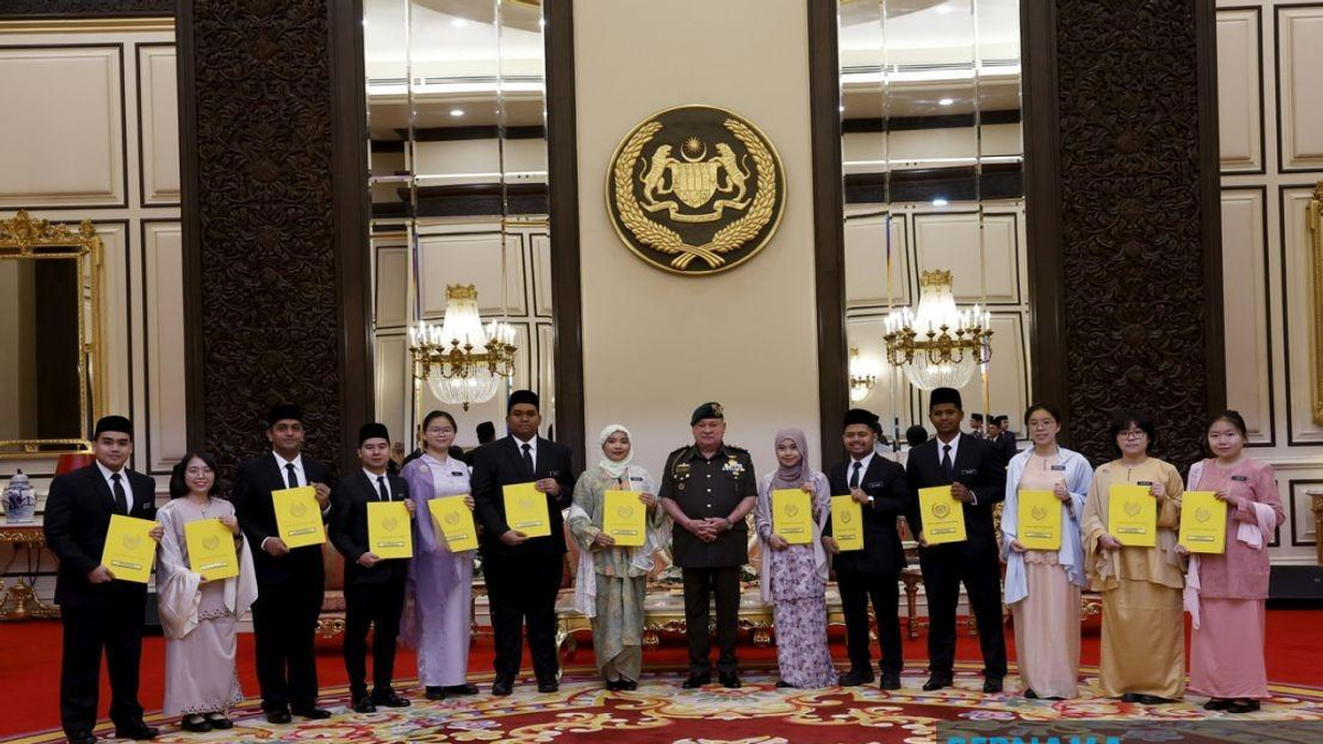 Sultan Ibrahim Presents 2026 BYDPA Scholarships to 14 High-Achieving Researchers