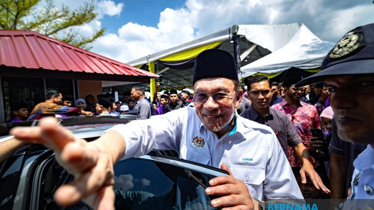 Anwar To Clarify KWAP's RM163 Million eFishery Investment Loss in Parliament