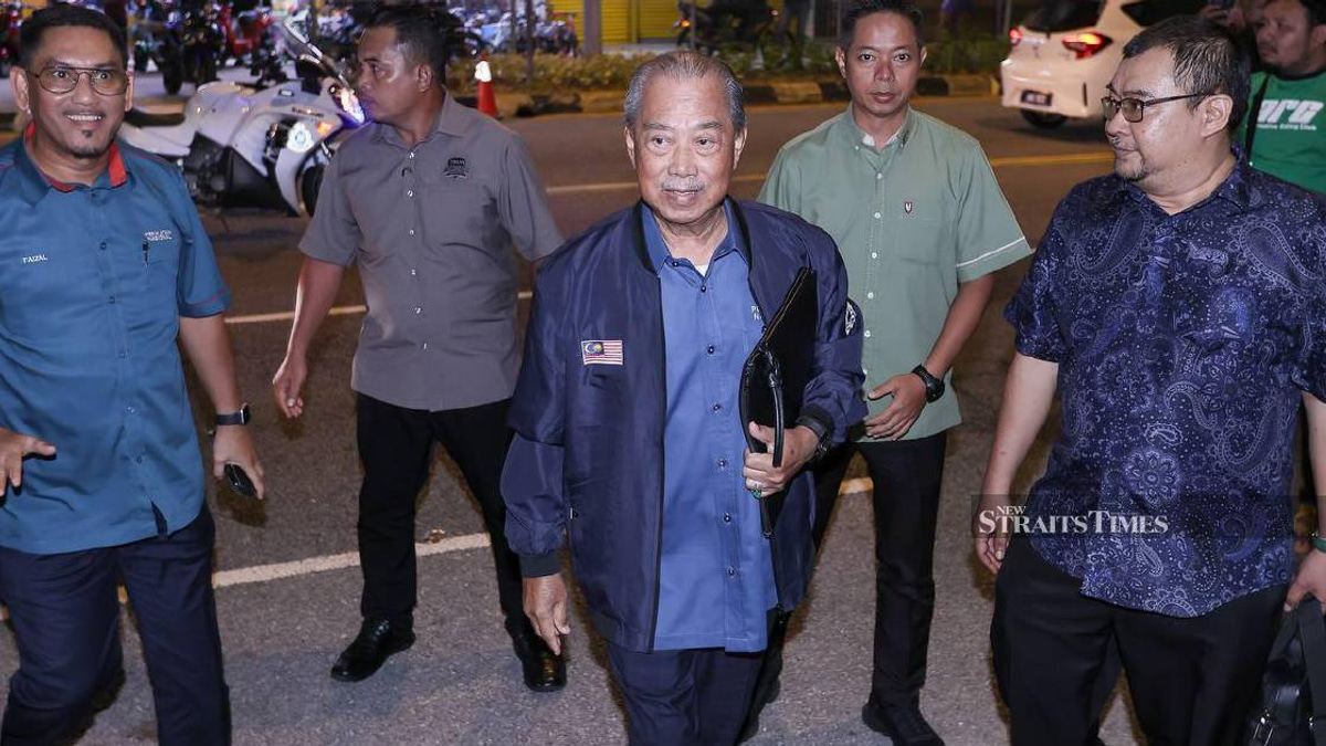 PN Holds Emergency Supreme Council Meeting at PAS Headquarters