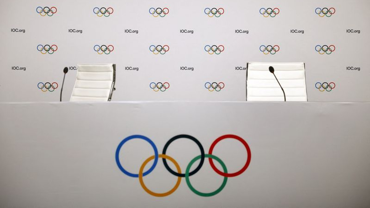 IOC to Weigh Olympic Charter Revisions as Russia's Sports Future Hangs in Balance