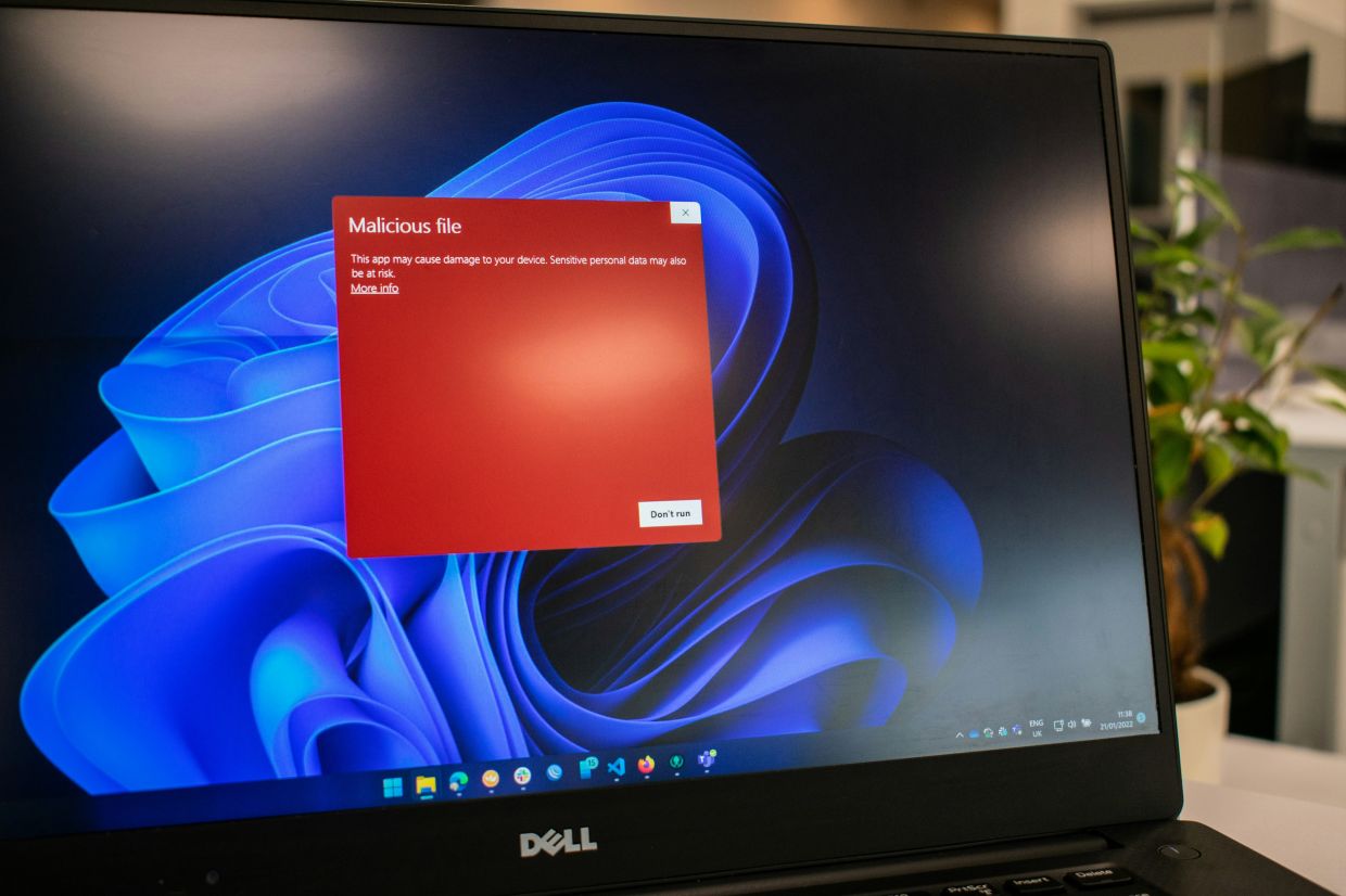 MyCert Issues Critical Alert Over WhatsApp Malware Campaign Targeting Malaysian Windows Users