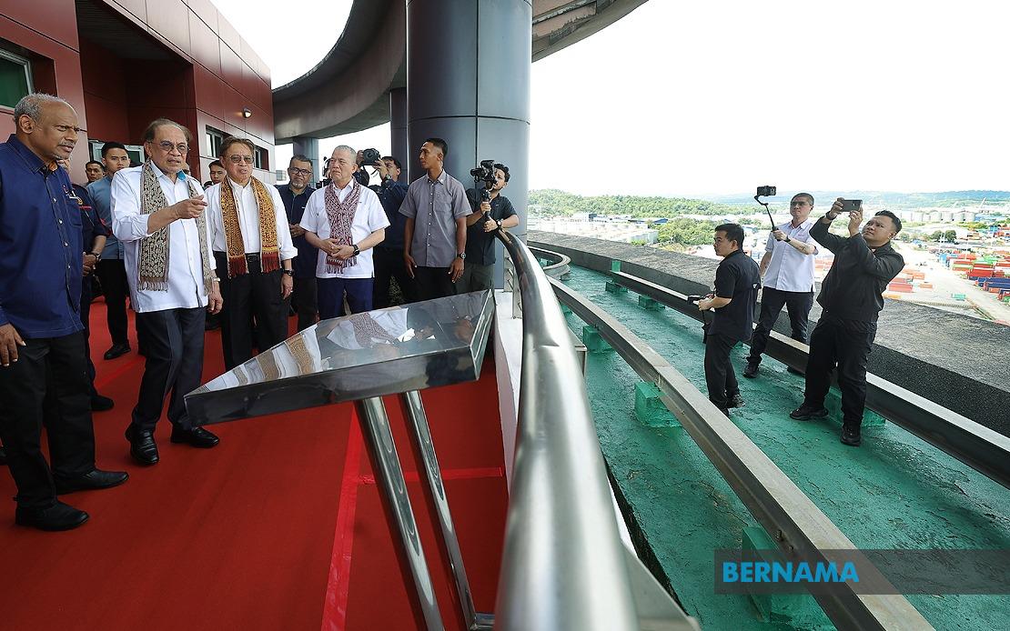 Federal Government Backs Sarawak's Ability to Manage Bintulu Port After Status Change
