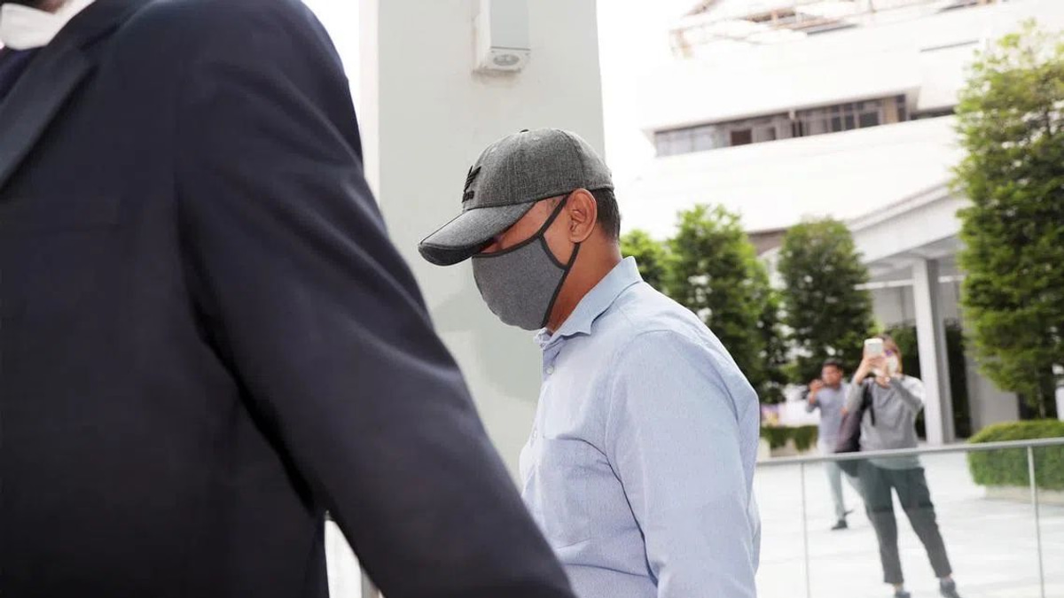 Ex-mosque boss in Singapore jailed 14 months for graft scheme worth S$223,000