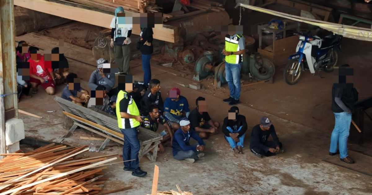 62 Foreigners Detained in Selangor Immigration Crackdown Over Pass Violations