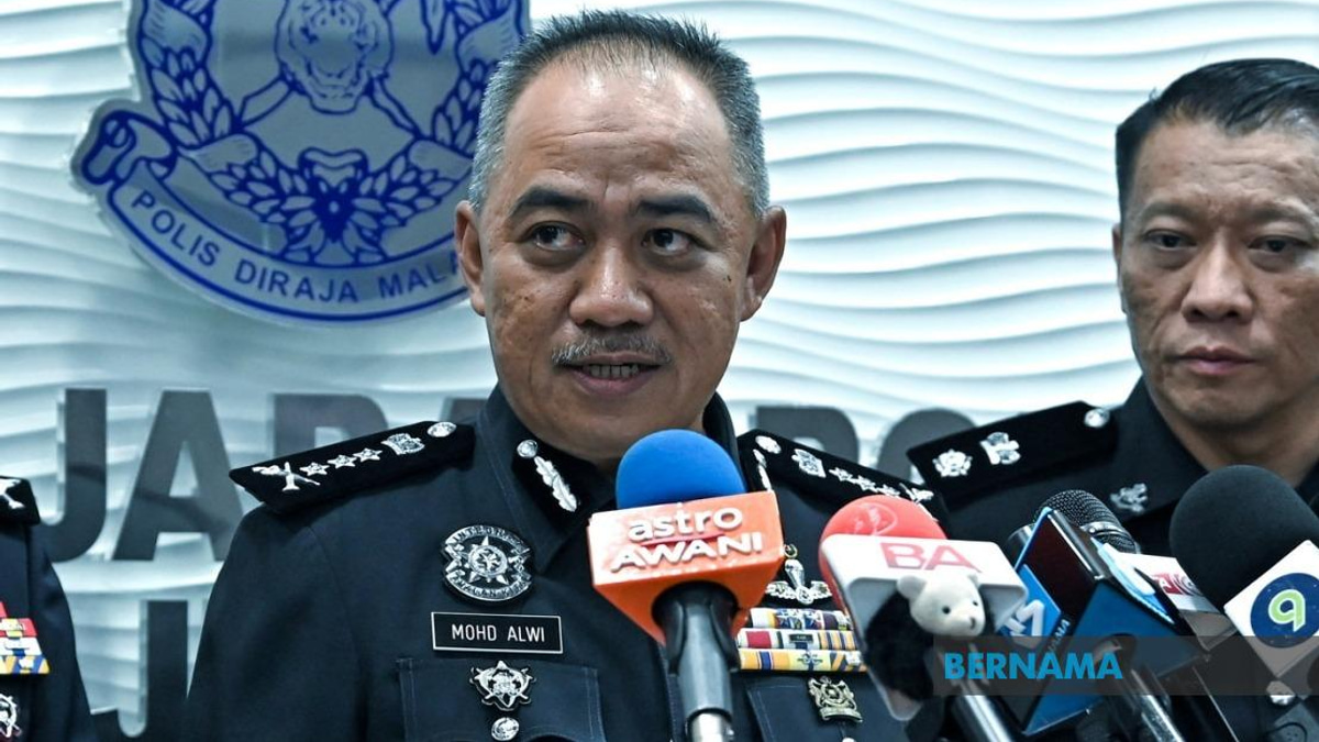 Teen in Critical Condition After Fall at Ipoh Secondary School