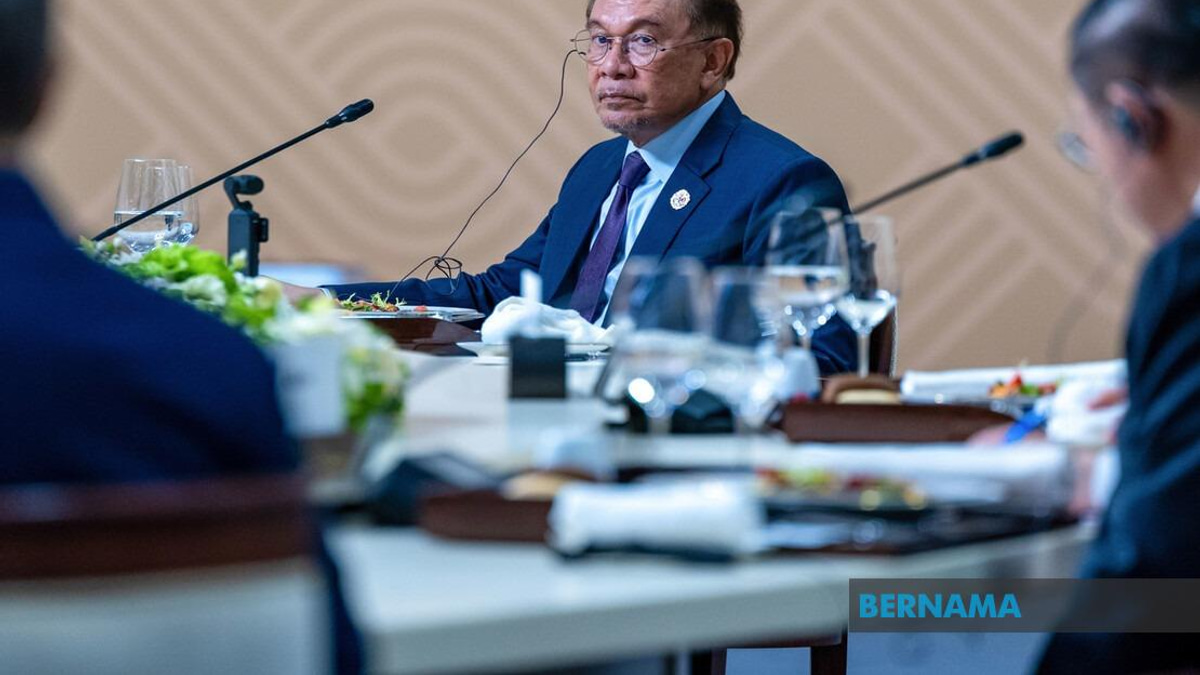 ASEAN and SCO Must Unite on Crime and Energy, Says PM Anwar
