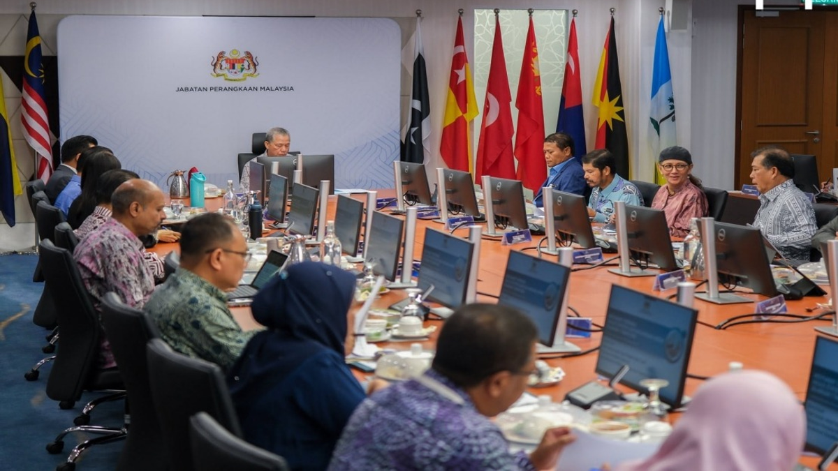 Data and AI Critical to Malaysia Plan Success, Says Fadillah