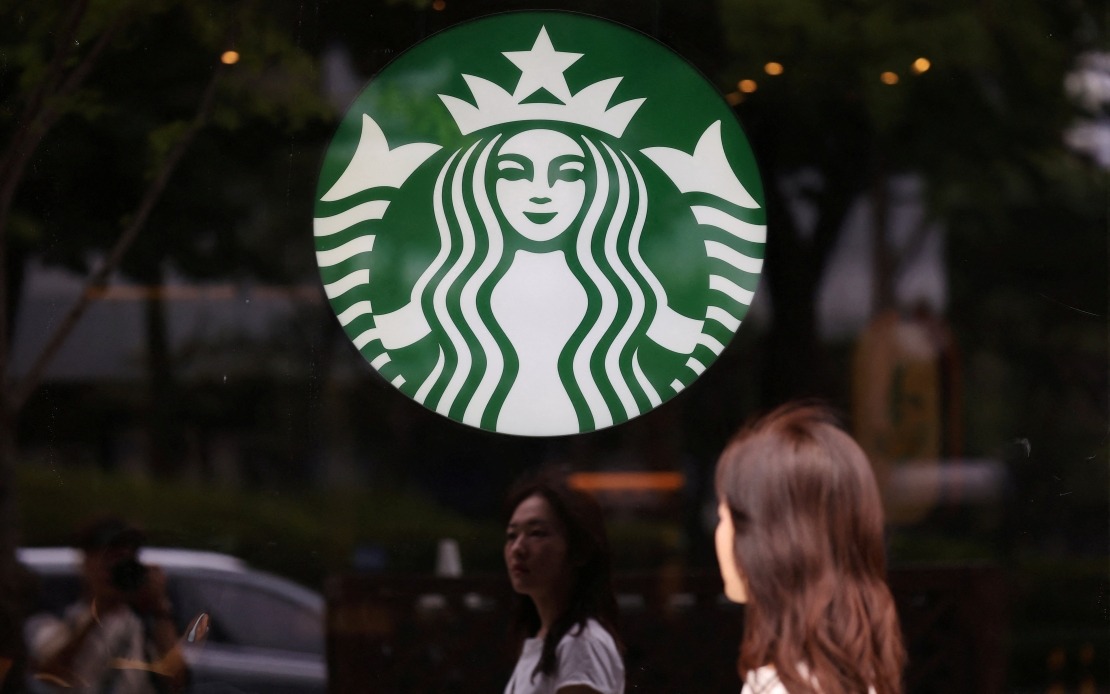 Starbucks South Korea Closes 2,000+ Outlets for Staff History Training After Ad Disaster