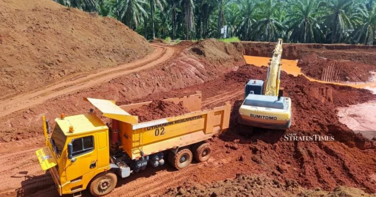 Two arrested over illegal silica sand operation in Marang as authorities seize RM1.8 million in equipment