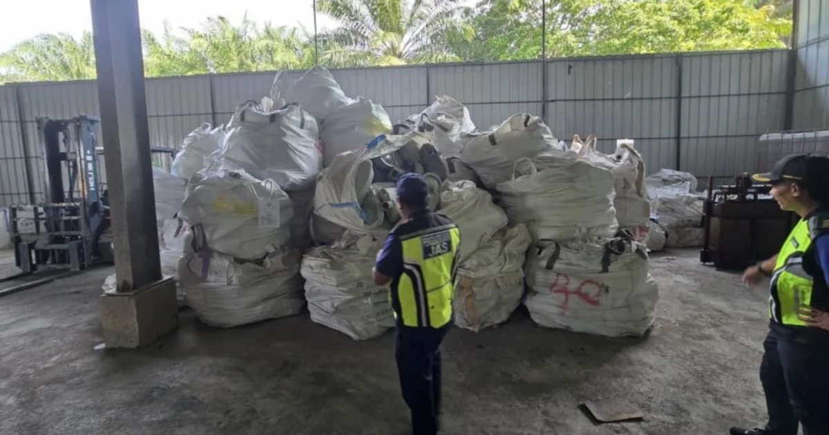 RM6.4 Million E-Waste Cache Dismantled in Kuantan Raid