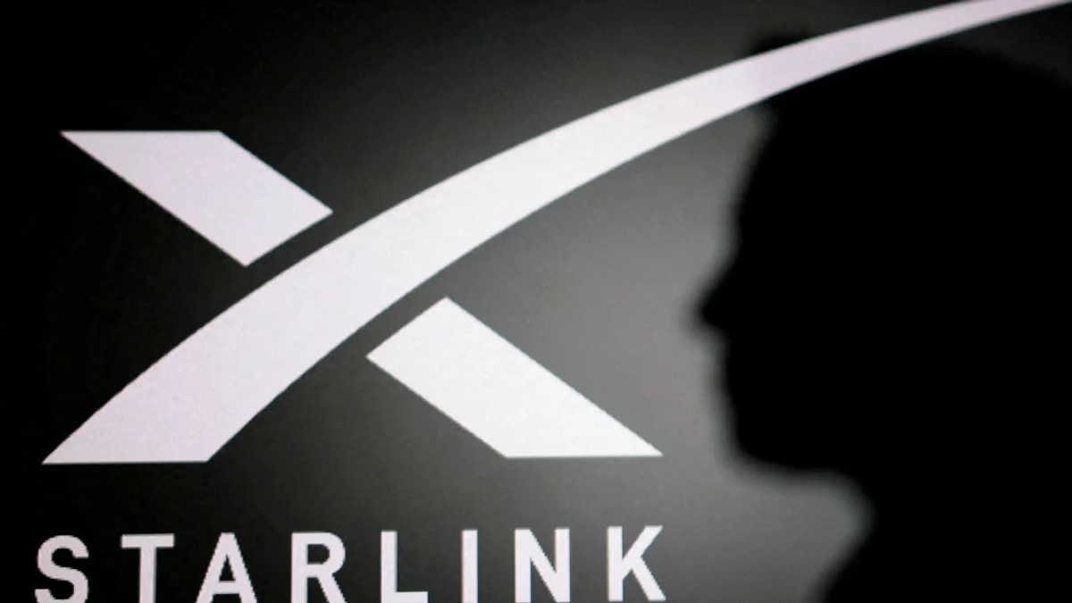 Israel Smuggled Starlink Devices into Iran to Aid Protesters, Says Former PM