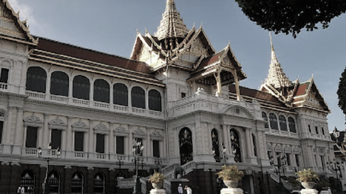 Thai Man Sentenced to 18 Months for Royal Defamation Over Facebook Comment