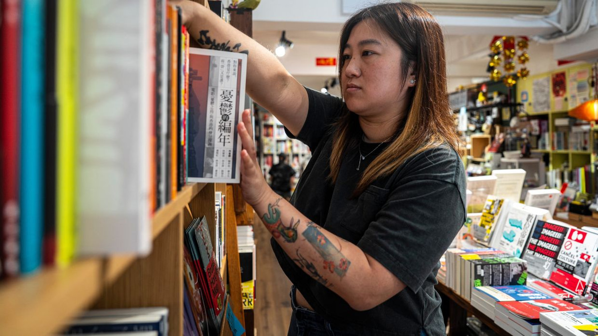 Hong Kong Police Arrest Bookstore Owner on Sedition Charges, Deepening Crackdown on Dissent