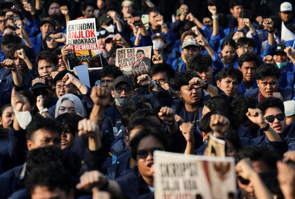 Indonesia's Free Meal Programme Divides Nation as Protests Erupt Over Costs, Corruption and Benefits