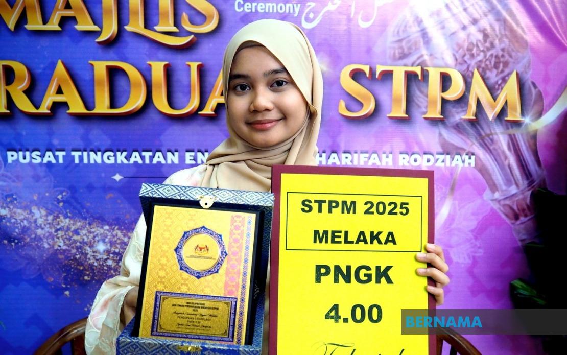 Father's Final Words Drive Student to Perfect STPM Score
