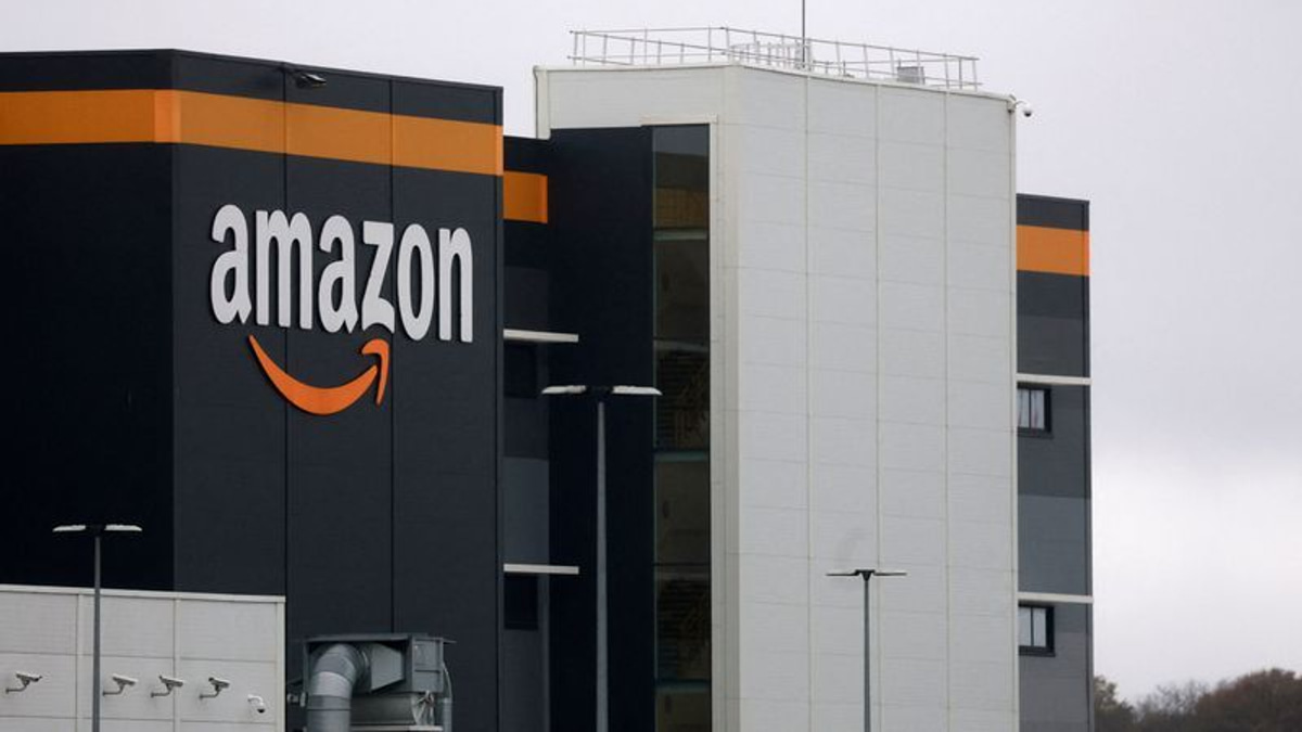 EU Moves to Regulate Amazon and Microsoft Cloud Services as Market 'Gatekeepers'