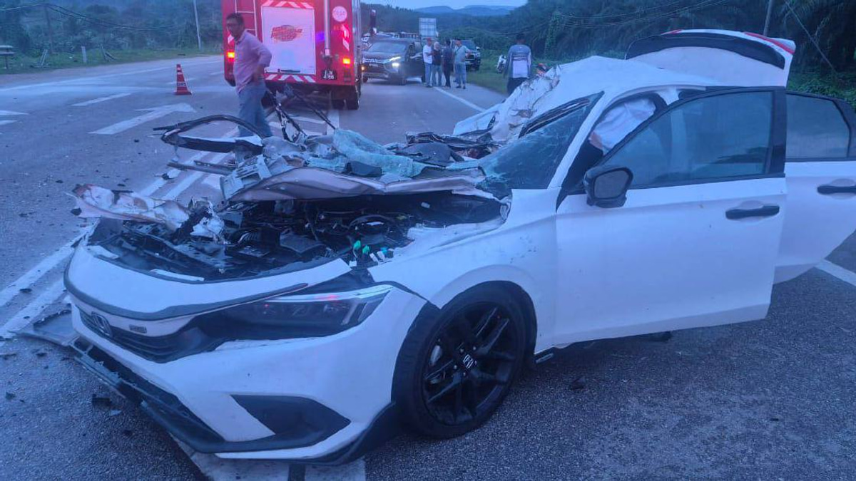 Doctor, toddler and IRB senior officer among three killed in Pahang highway collision