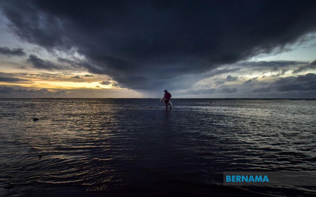 Thunderstorm and Heavy Rain Alert Issued for Multiple States Until 9pm