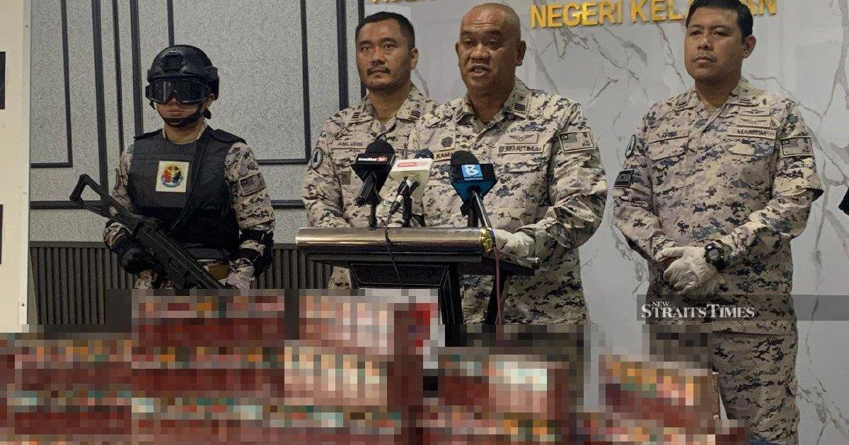 MMEA busts contraband cigarette smuggling ring in Kelantan river