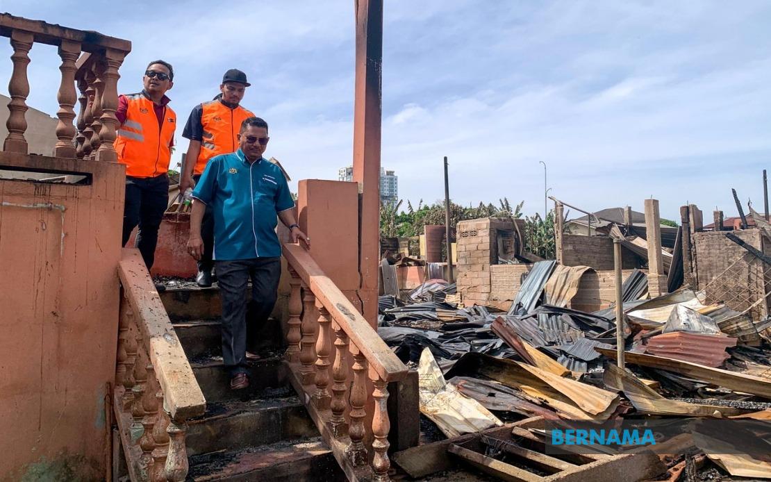 Kitchen Paper Fire Destroys 27 Homes in Gok Kapur; Negligence Blamed