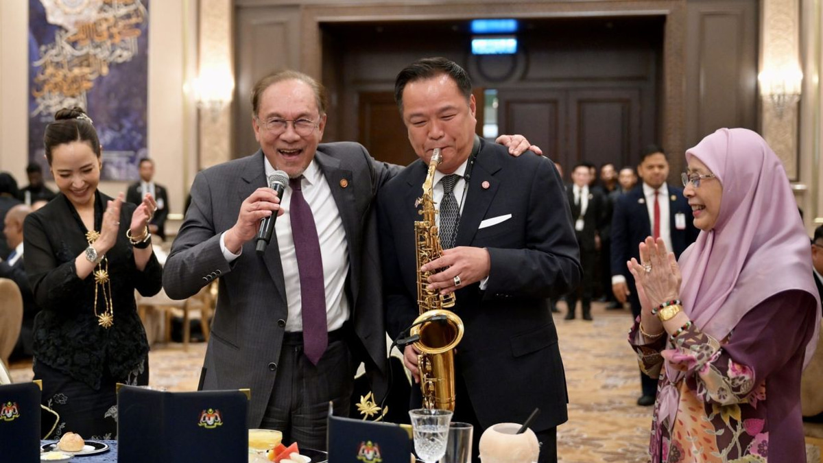 1MDB legal battles intensify as Jho Low denial, Rosmah suit dominate Malaysian political landscape