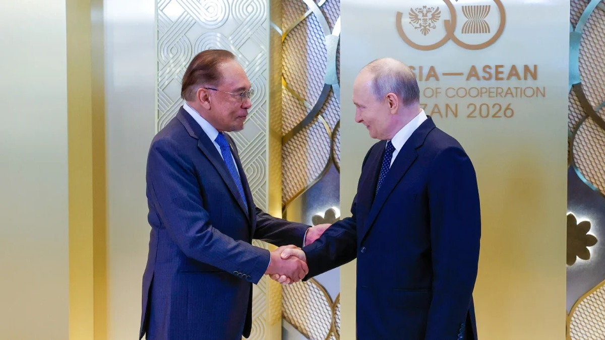 Putin pledges stable Russian energy flow to Malaysia, confirms Anwar
