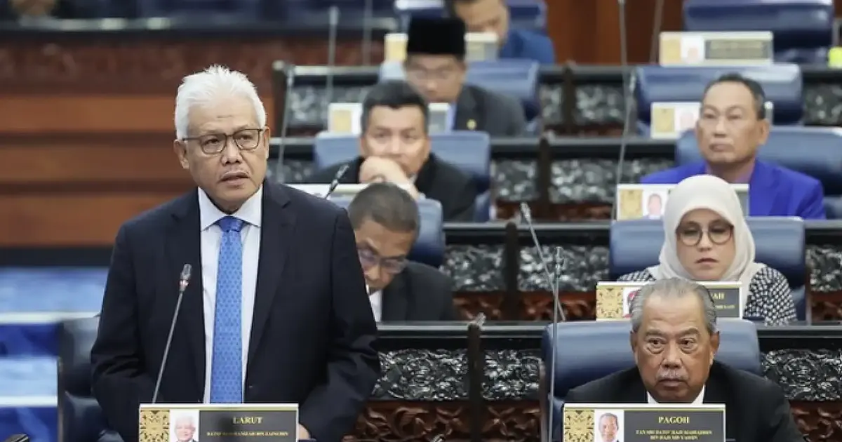 Hamzah Reclaims Opposition Leader's Front-Row Seat as Muhyiddin Shifts Down the Ranks