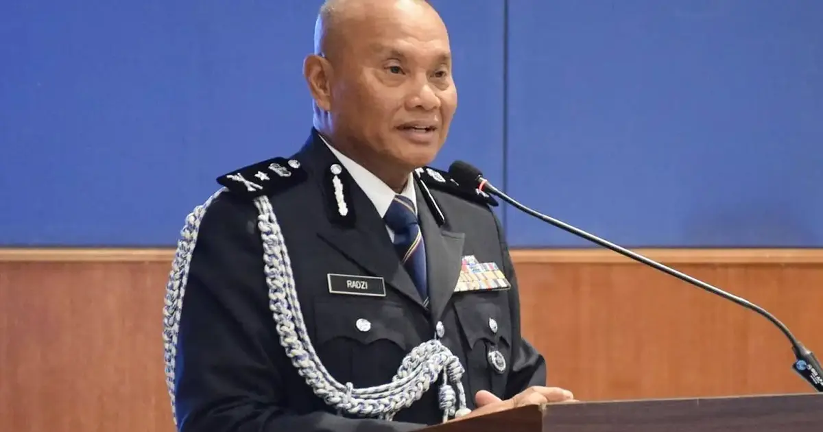 Customs Seizes 8,800 Batik Cloths Worth RM1.76 Million in Kelantan Raid