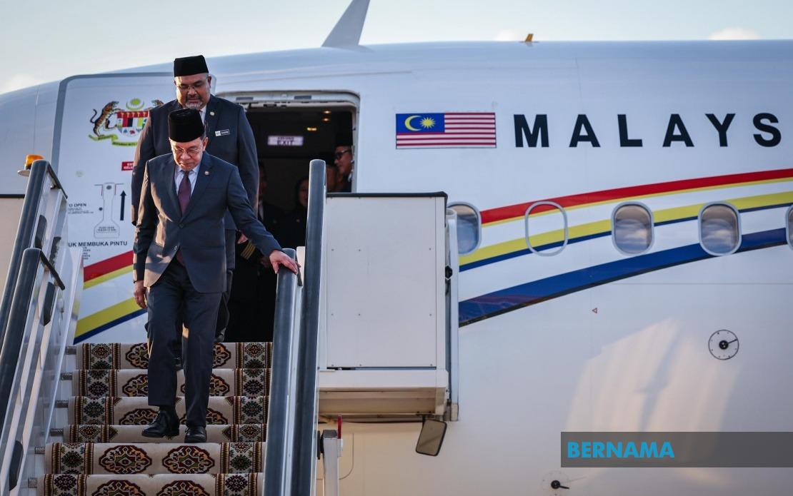 PM Anwar Begins Two-Day Visit to Turkmenistan, Highlighting Deepening Ties