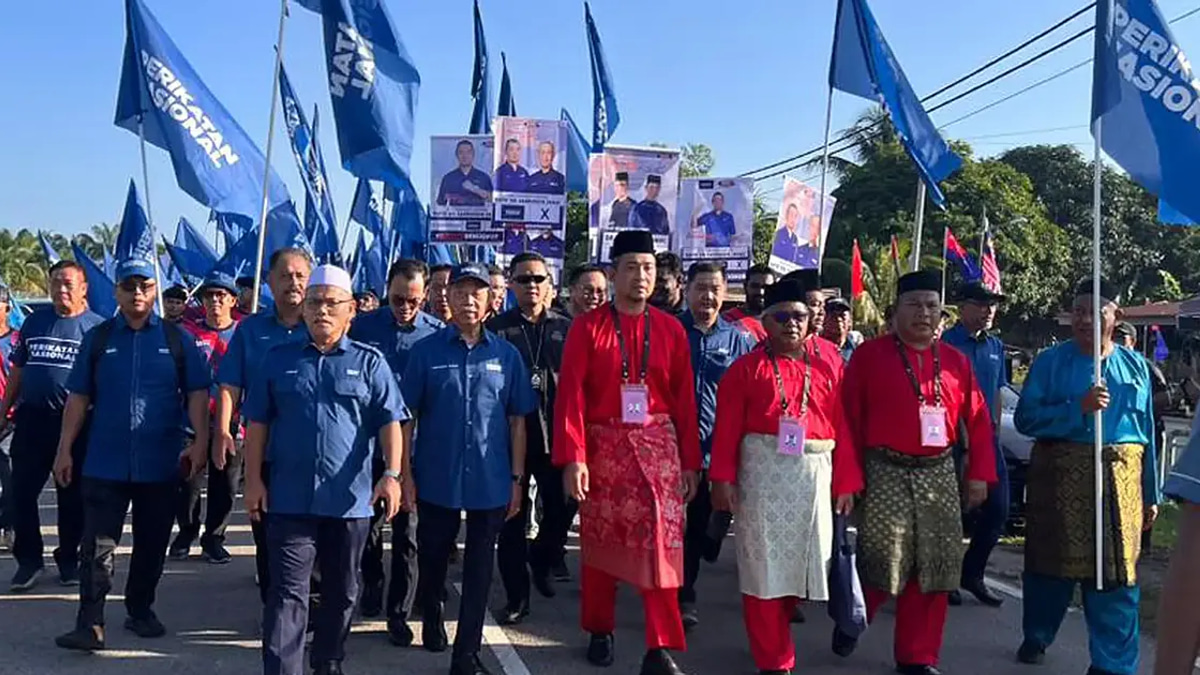 Muhyiddin leads PN campaign push for Bukit Kepong with mass show of support
