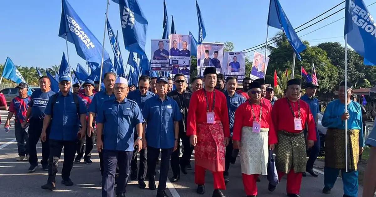 Muhyiddin leads PN campaign push for Bukit Kepong with mass show of support