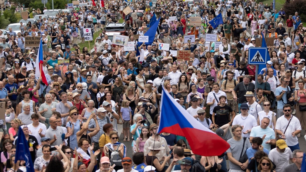 Czech Public Media Under Threat as Government Seeks Budget Control