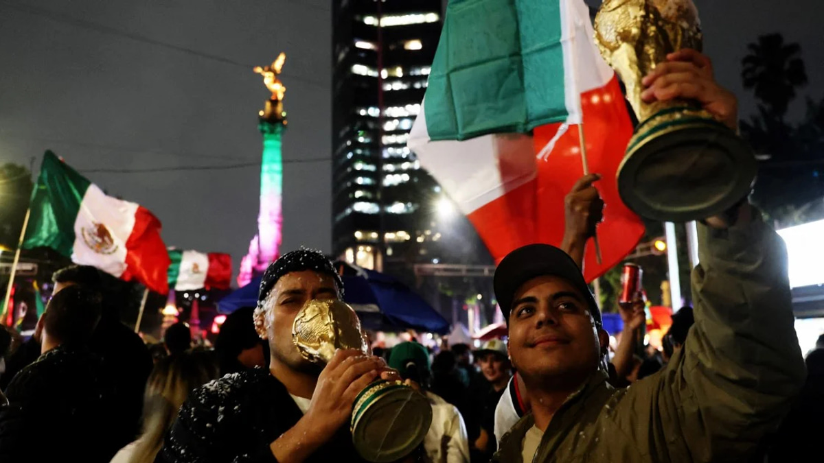 Car Ploughs Through Crowd of Mexico Football Fans in Cabo San Lucas, Injuring 17