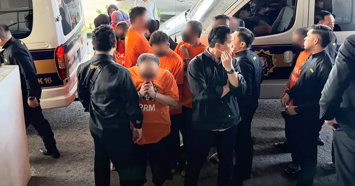 Senior Government Official Among 13 Arrested in RM2.5 Million Corruption Investigation