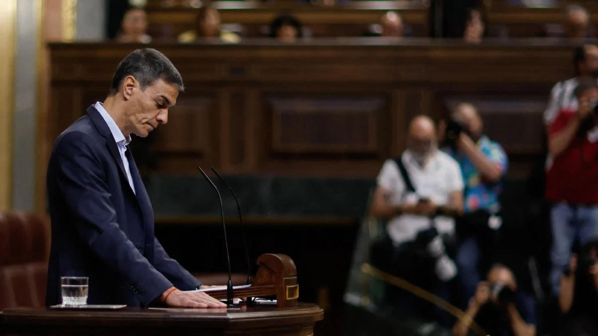 Spain's Sanchez dismisses corruption allegations as key aide faces jail time