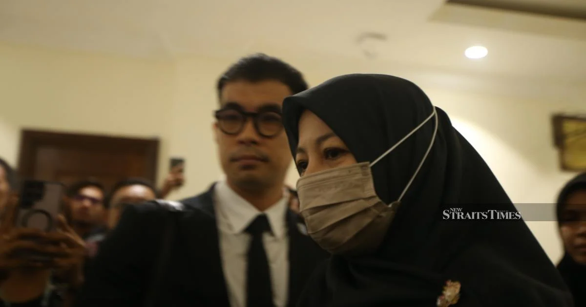 Mother's Regret Over Daughter's Enrollment at SMKA Tun Datu Mustapha