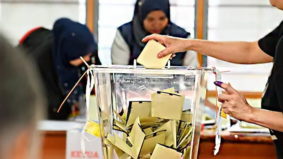 Youth Vote Could Decide Johor Election as Parties Vie for Under-40 Demographic