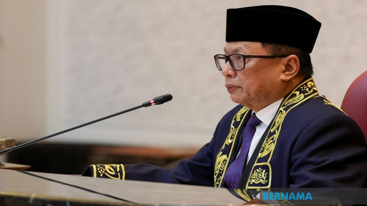 UMNO Veteran Puad Zarkashi Quits Party, Accuses Johor Chief Onn Hafiz of Being 'Yes-Man'