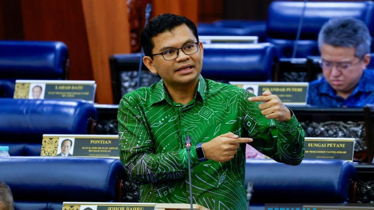 Malaysia's Labour Market Showing Resilience Amid Global Uncertainties, Says Akmal Nasrullah