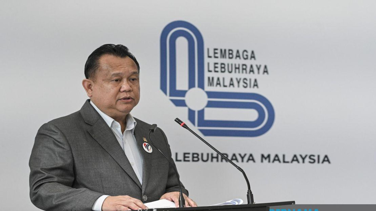 Government Invests RM25.2 Million in Solar LED Lighting for Accident-Prone Highways