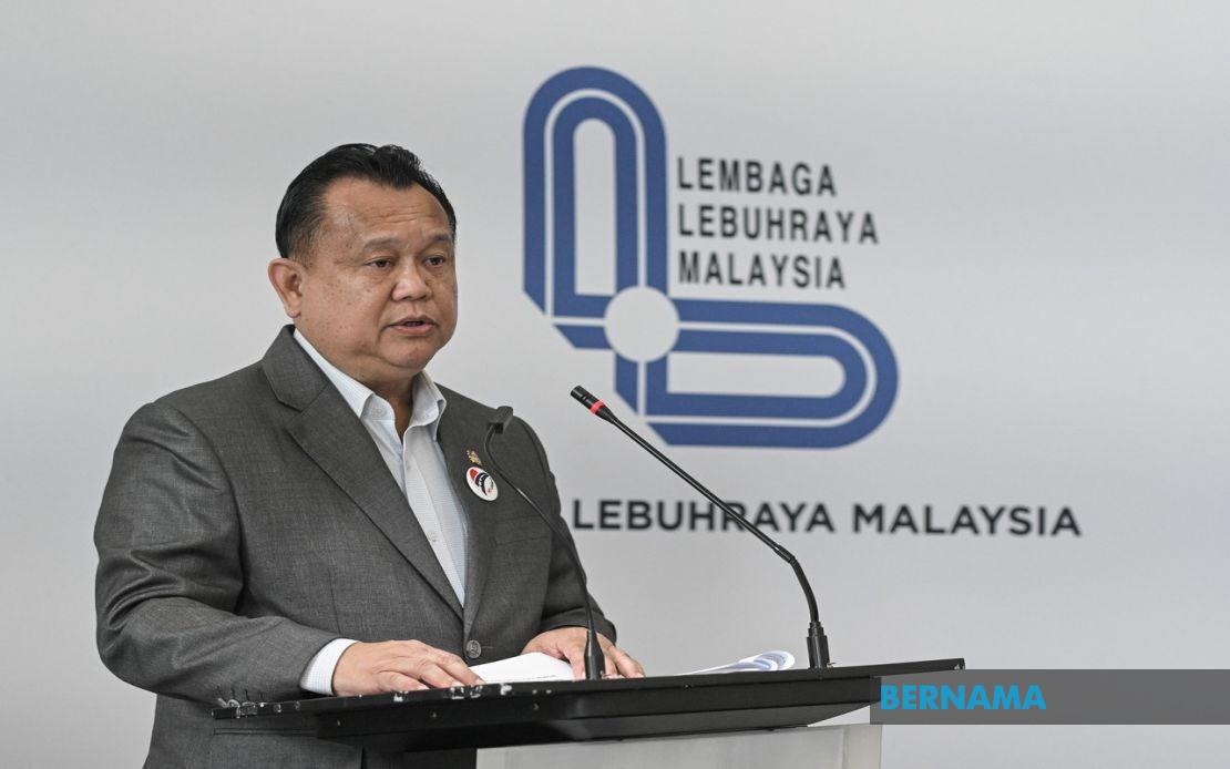 Government Invests RM25.2 Million in Solar LED Lighting for Accident-Prone Highways