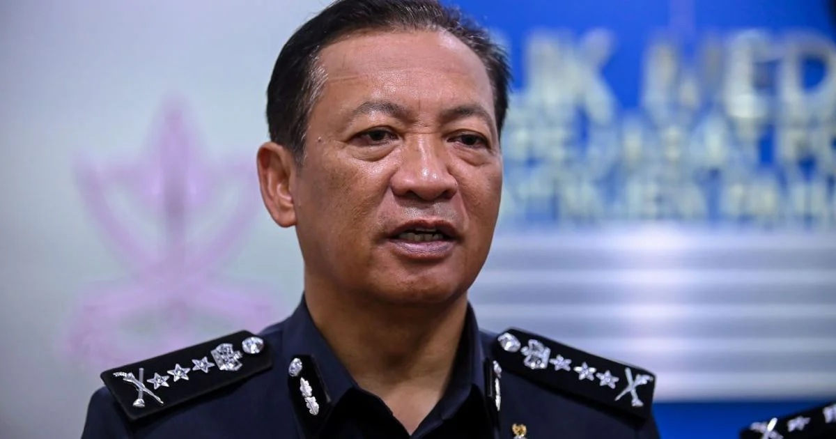 Nine Suspects Arrested in Pekan Fake Medical Certificates Racket