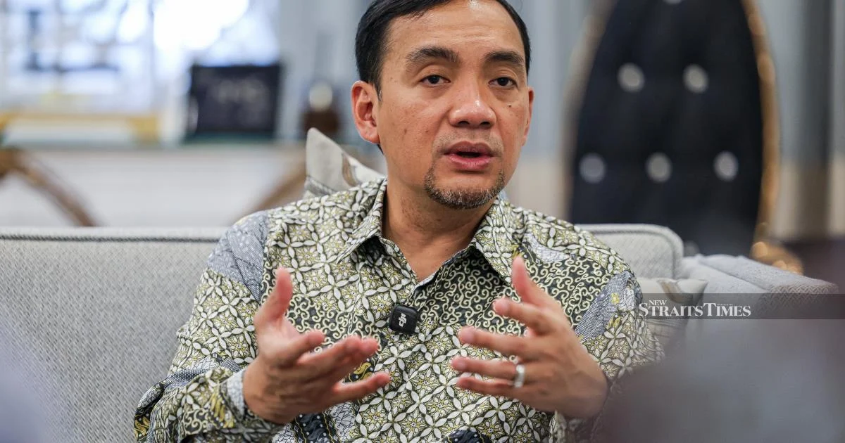 Johor's Onn Hafiz Firmly Rejects DAP Coalition, Citing Ideological Differences