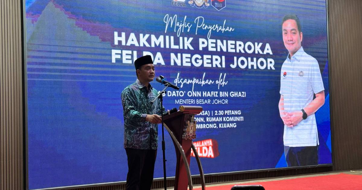 Onn Hafiz Says He Was Prevented From Entering Felda Settlement to Hand Over Land Titles